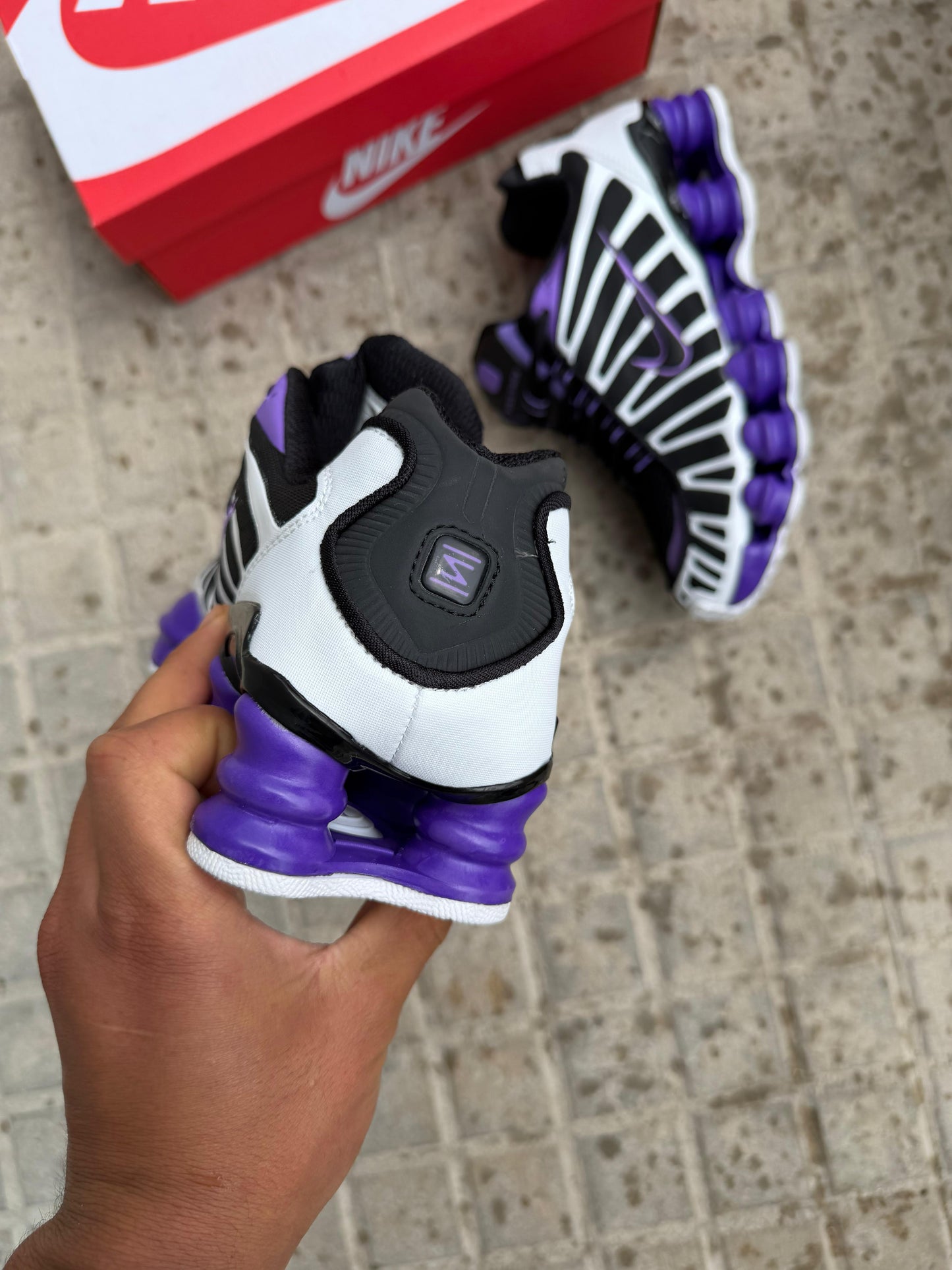 Zapatilla Nike Shox 2026