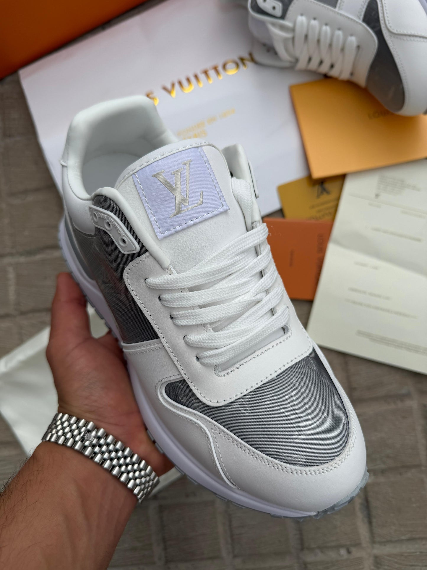 Zapatilla Louis Vuitton Run Away