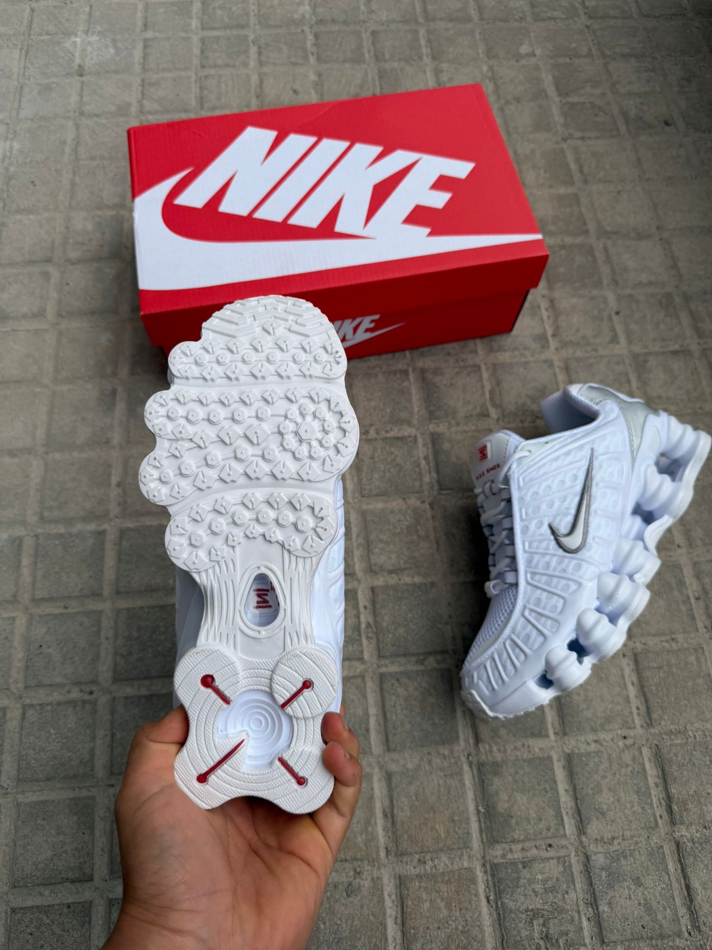 Zapatilla Nike Shox 2026