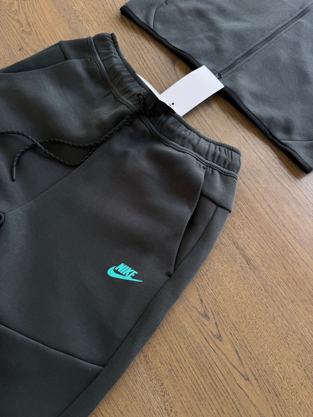 Chandal Nike Tech