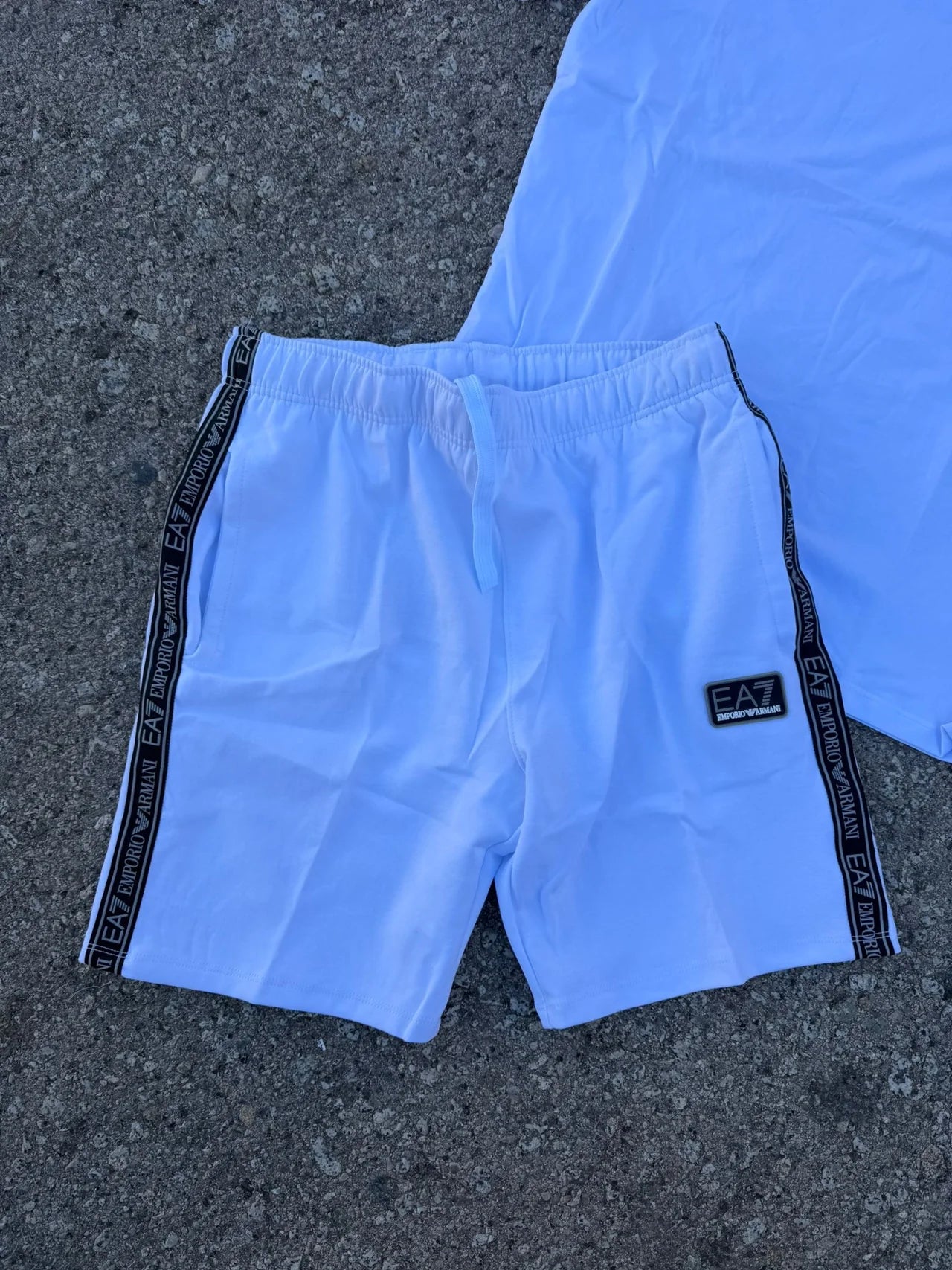 Conjunto Emporio Armani EA7