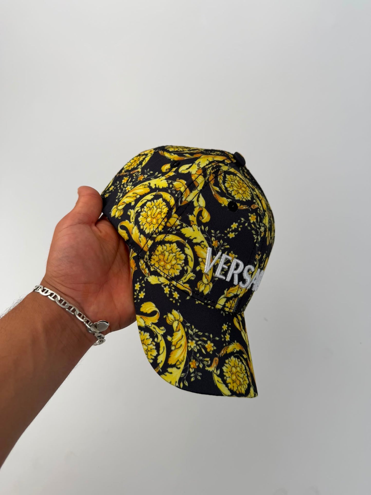 Gorra Versace