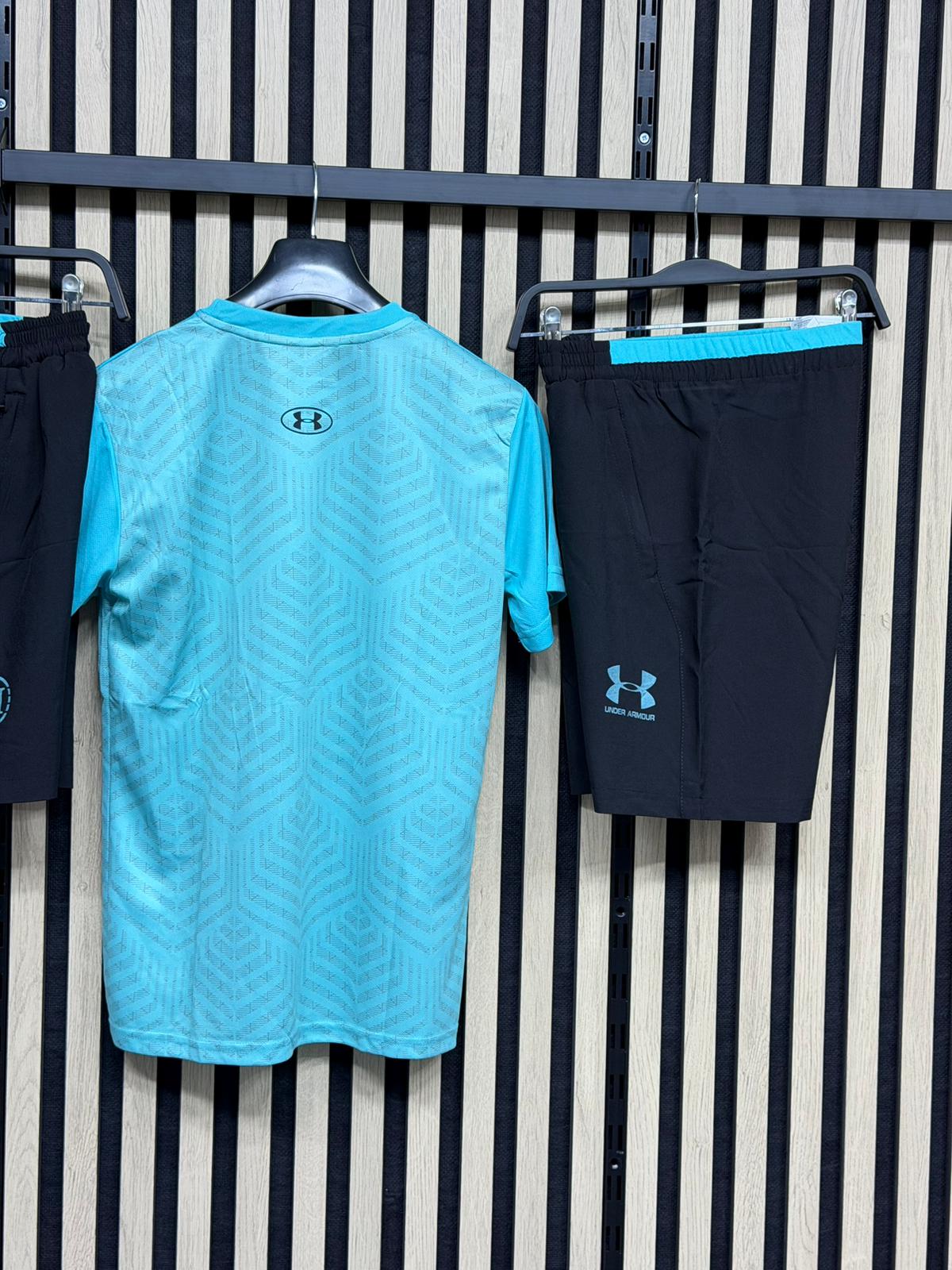 Conjunto Under Armour x Mansory 2026