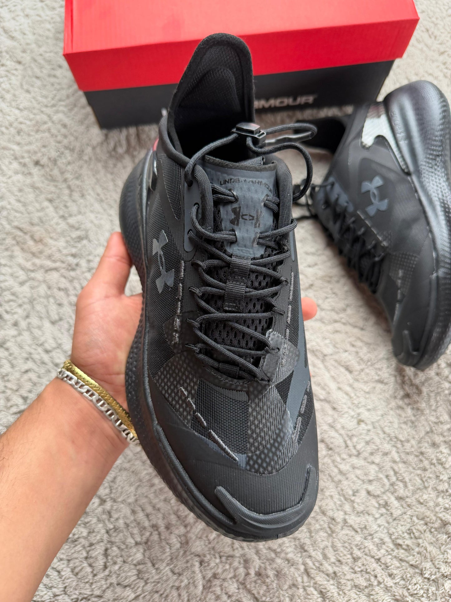 Zapatilla Under Armour 2026