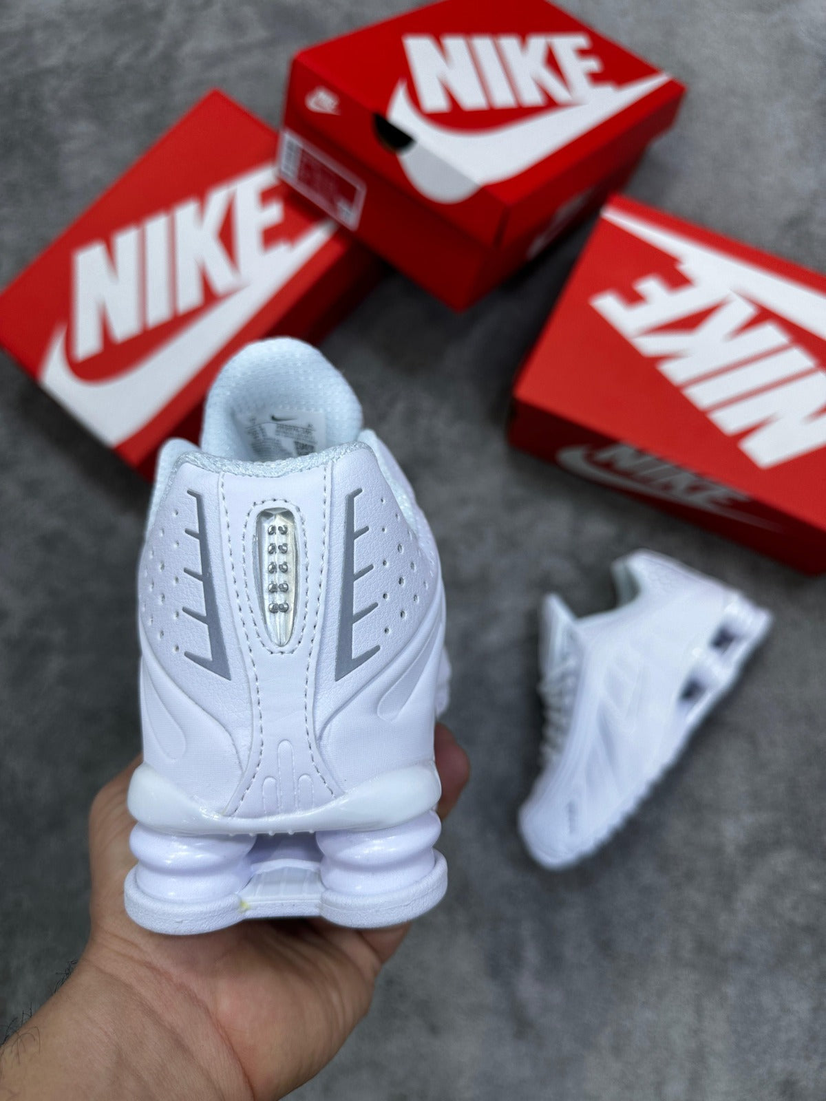 Zapatilla Nike Shox R4