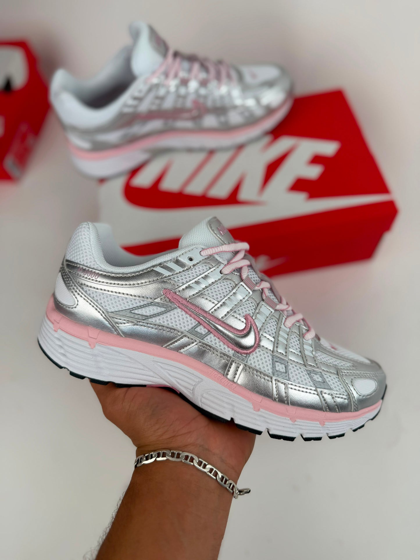 Zapatilla Nike P6000