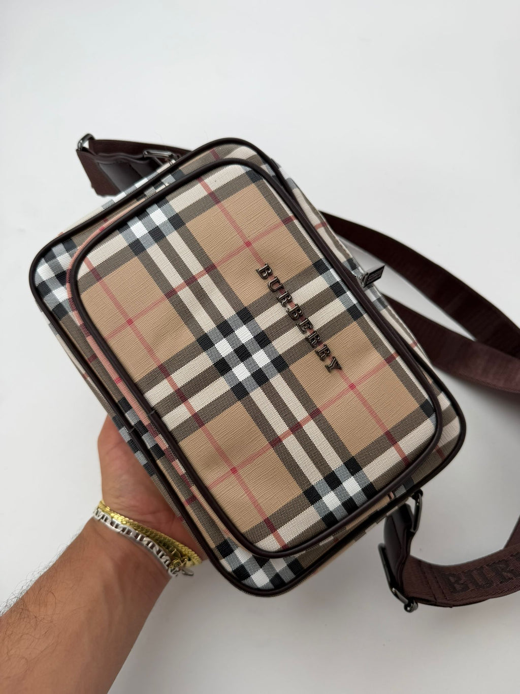 Bandolera Burberry 2026