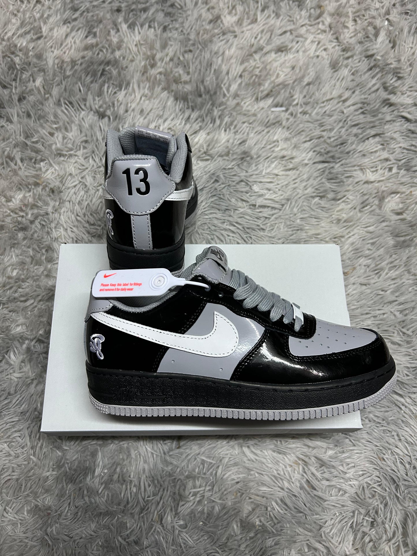 Zapatilla Nike Air Force 1 Low Syna Central Cee Black White Smoke Grey