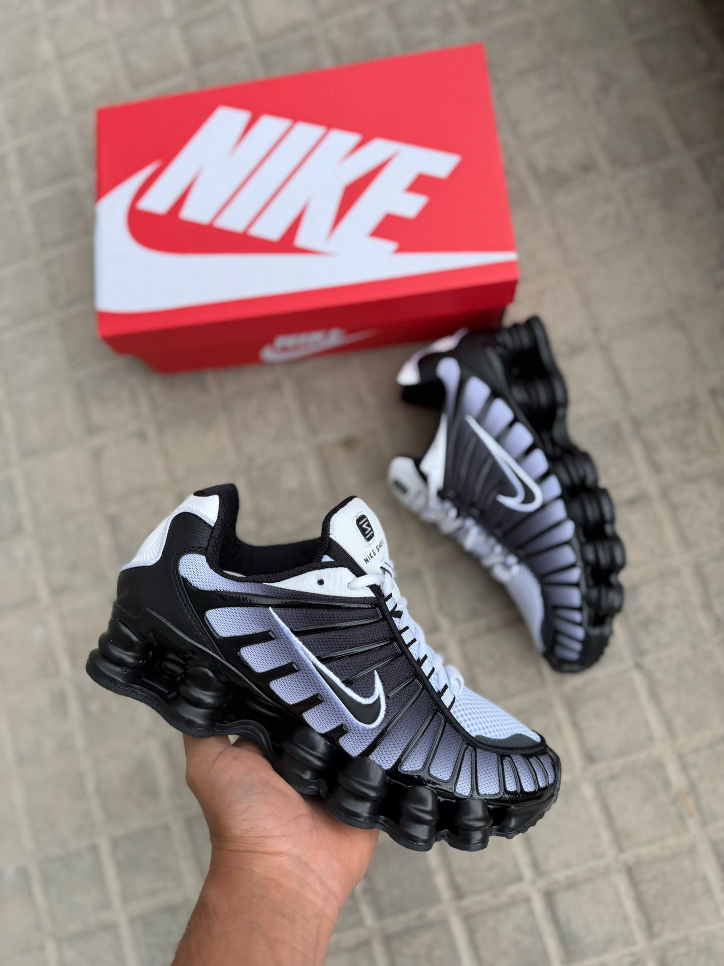 Zapatilla Nike Shox 2026