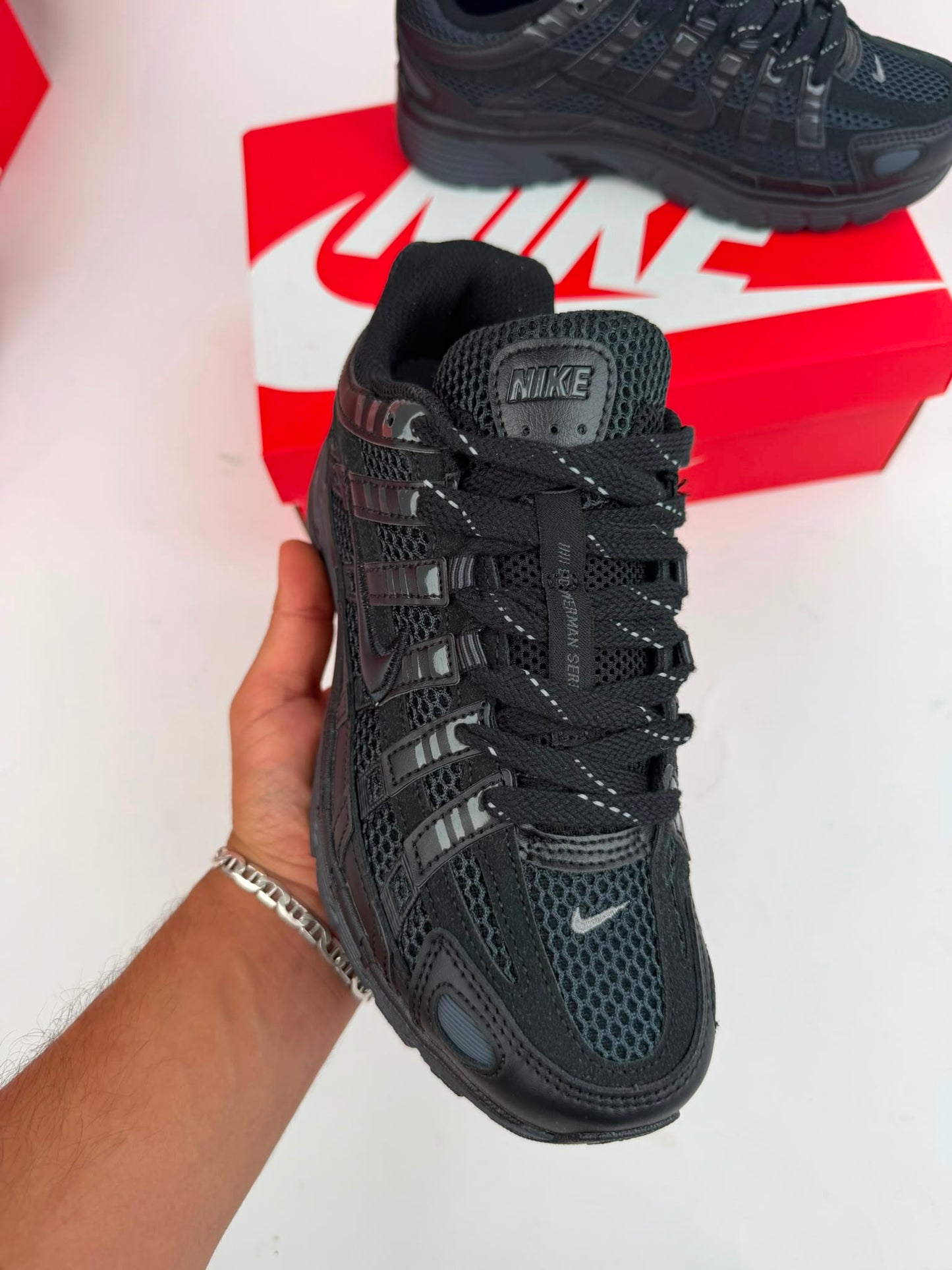 Zapatilla Nike P6000