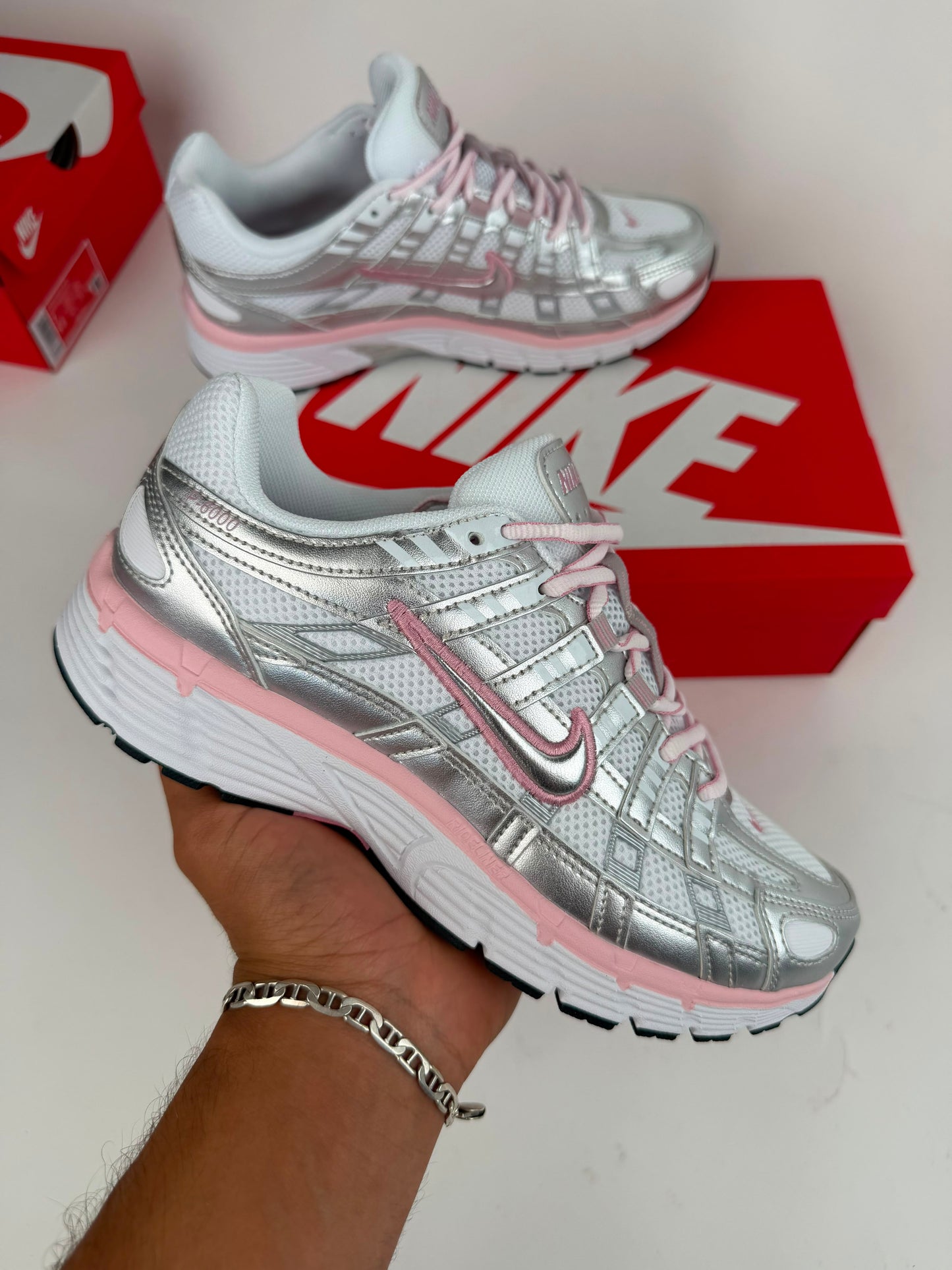 Zapatilla Nike P6000