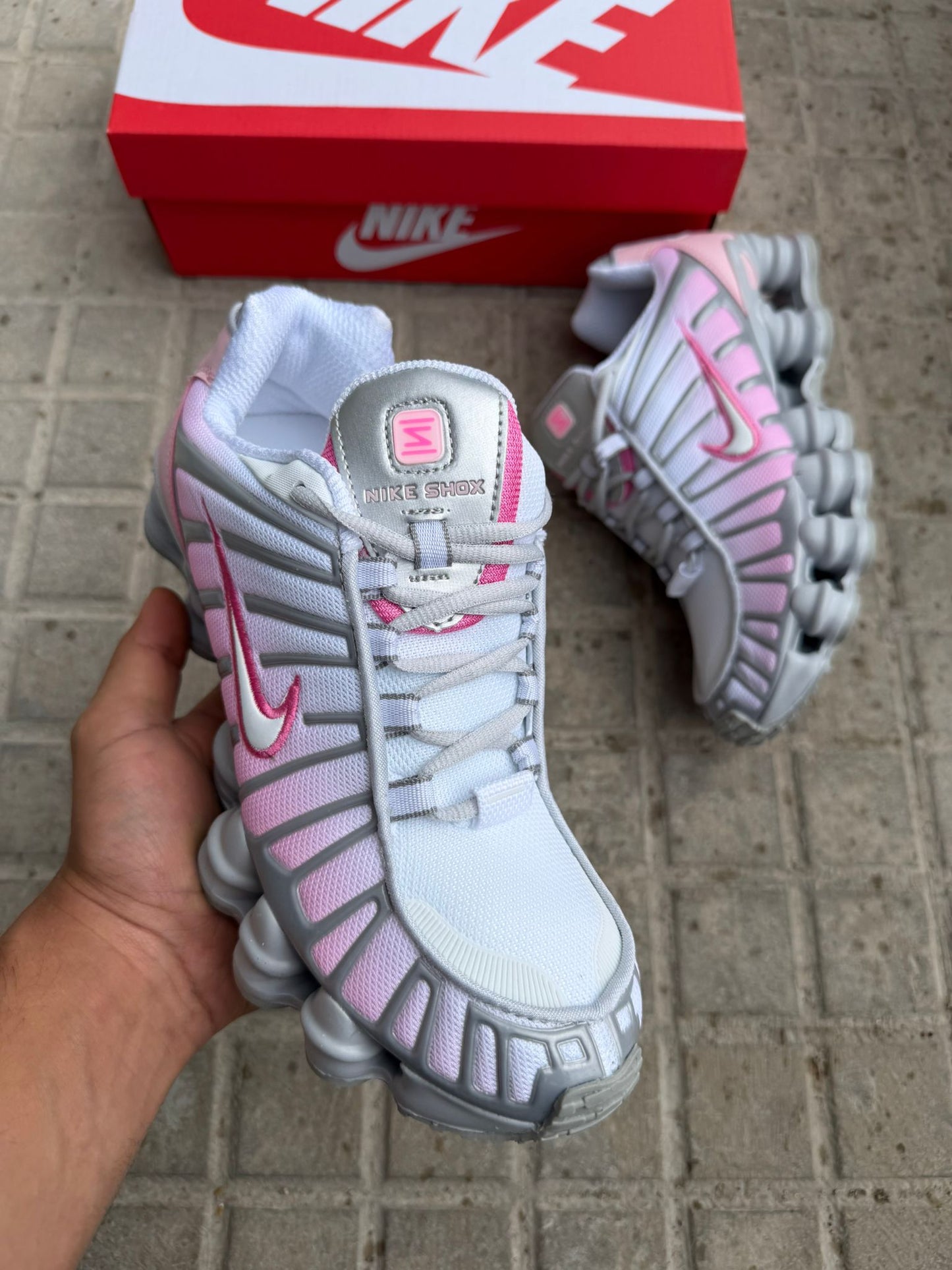 Zapatilla Nike Shox 2026