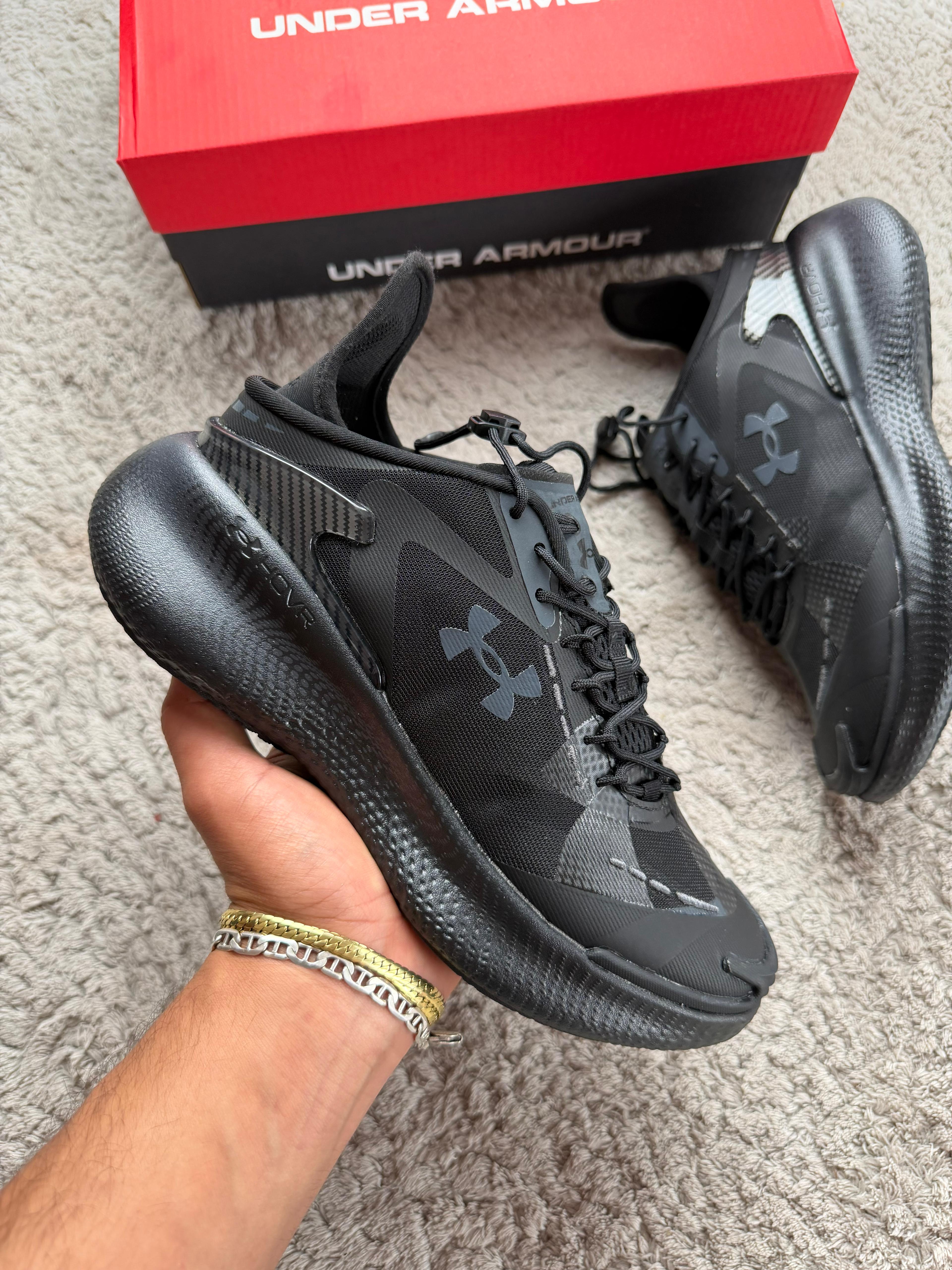 Zapatilla Under Armour 2026