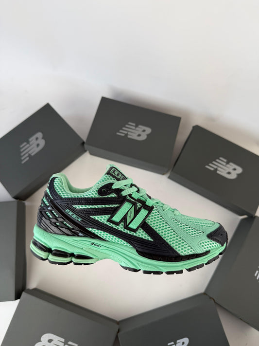 Zapatilla New Balance 1906