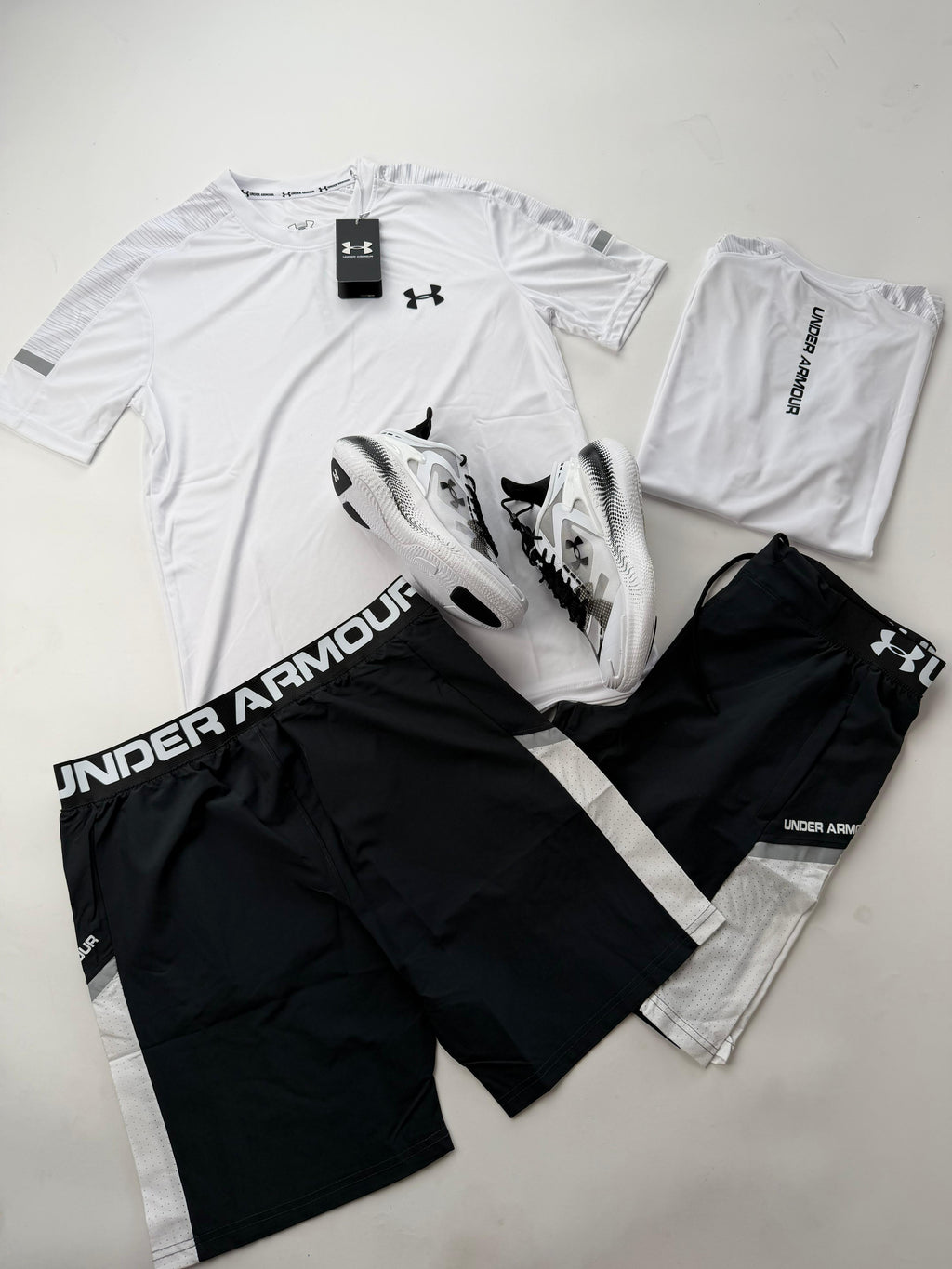 Pack Conjunto + Zapatilla Under Armour