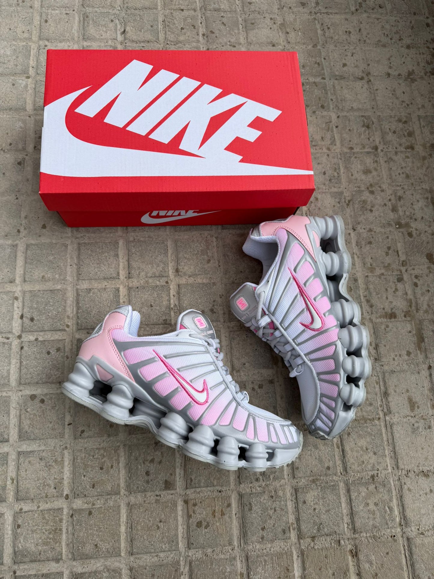 Zapatilla Nike Shox 2026
