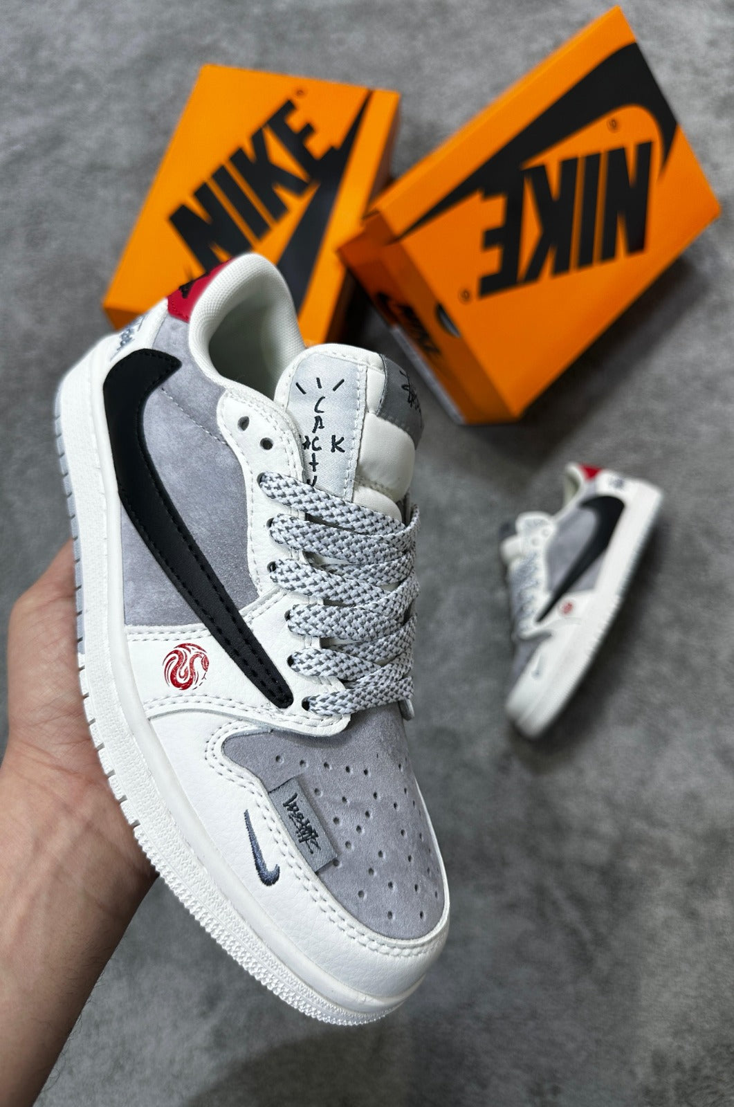 Zapatilla Nike Travis Scott x Air Jordan 1 Low OG x Stüssy