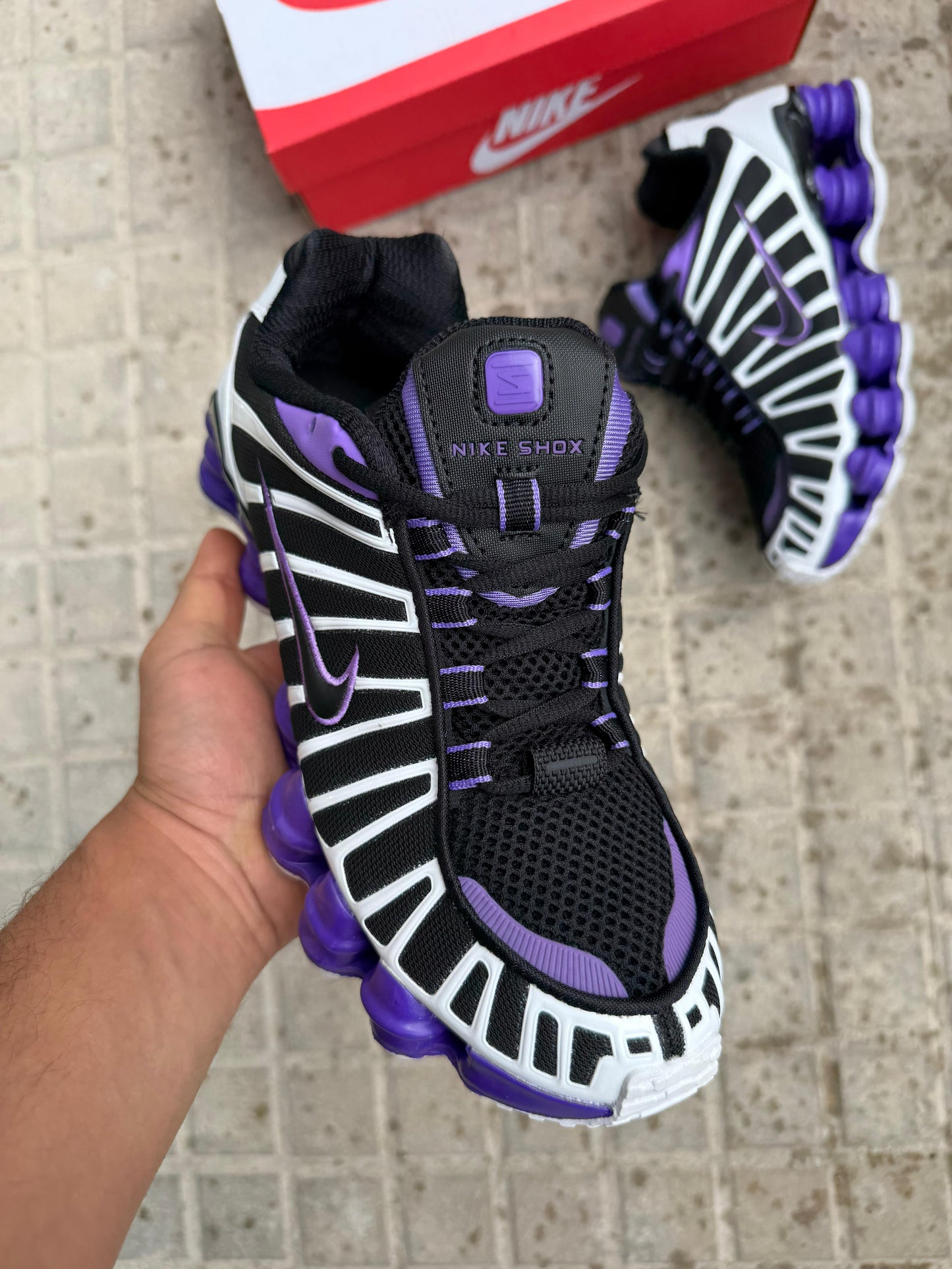Zapatilla Nike Shox 2026