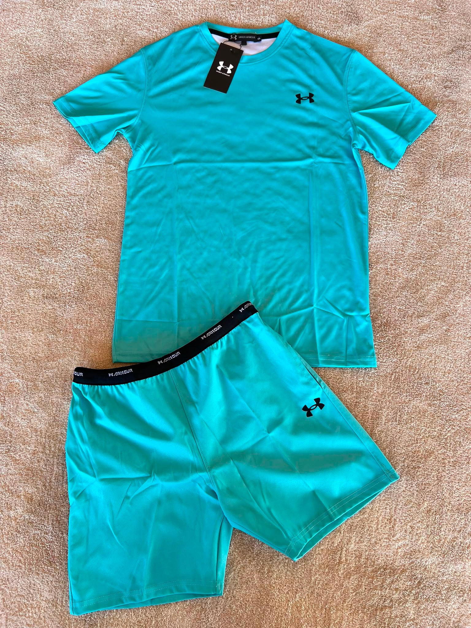 Conjunto Under Armour 2026