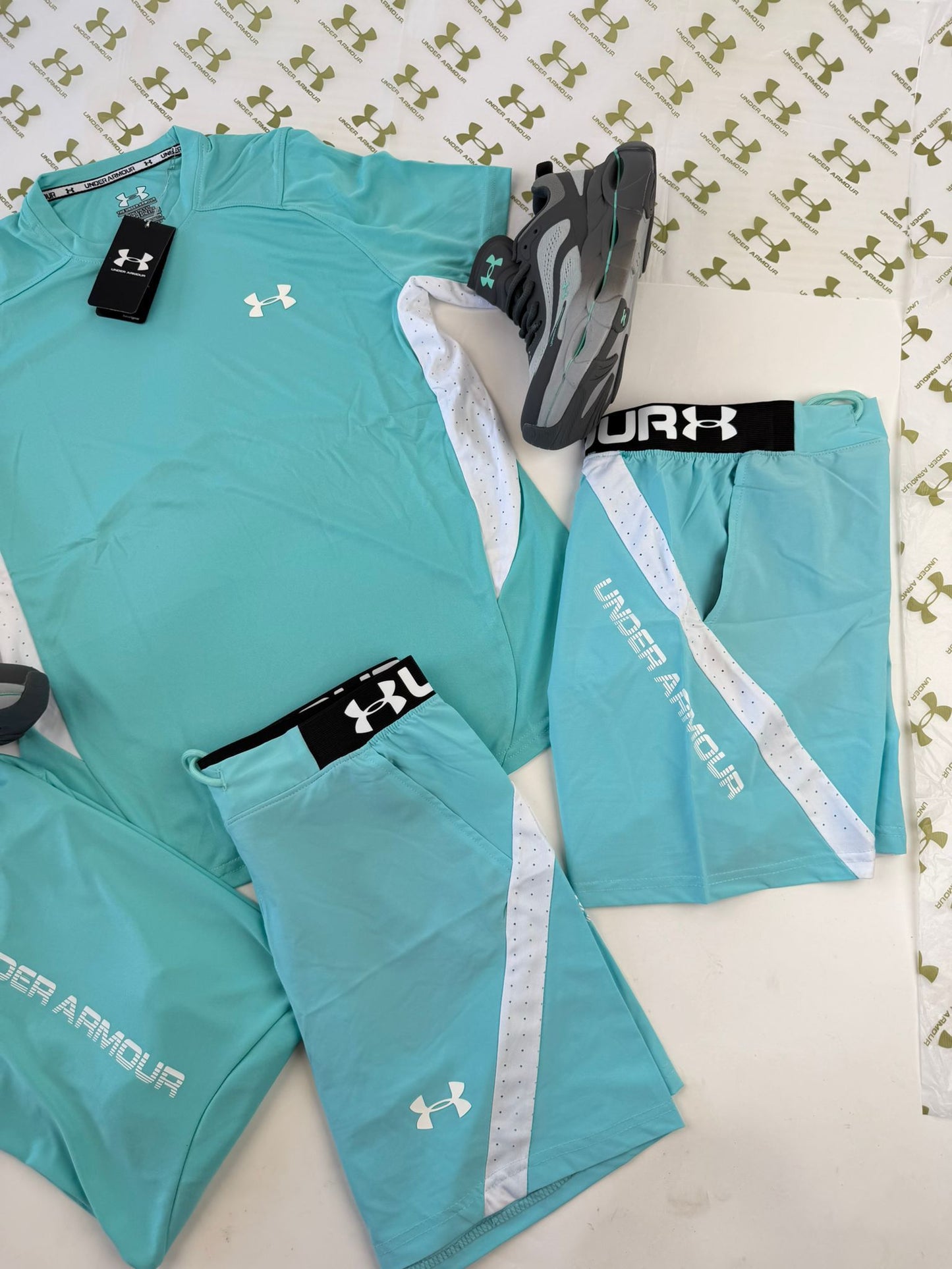 Conjunto Under Armour 2026