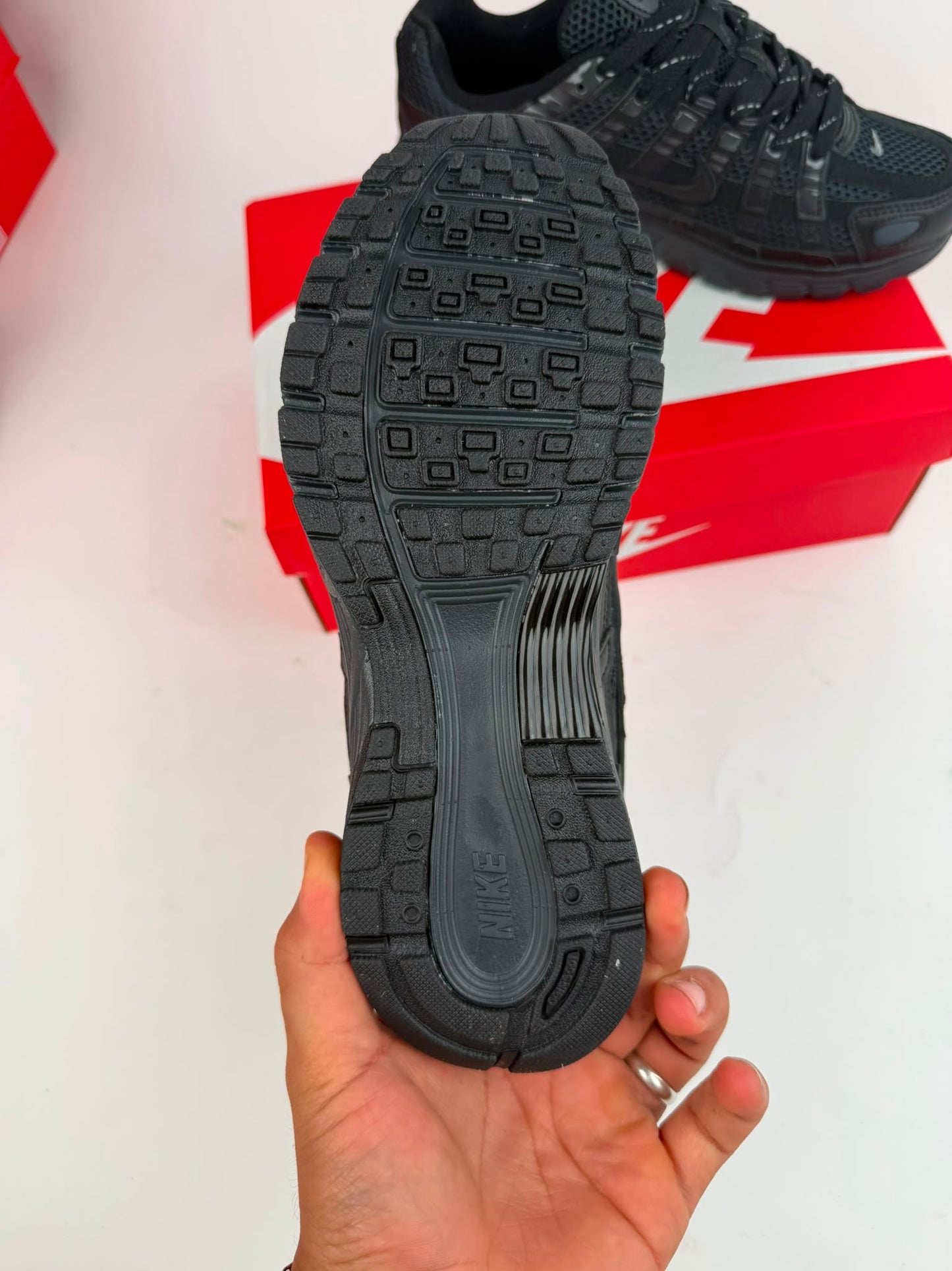 Zapatilla Nike P6000