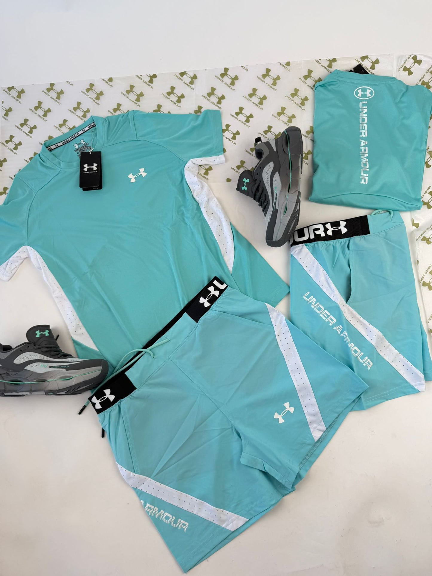 Conjunto Under Armour 2026
