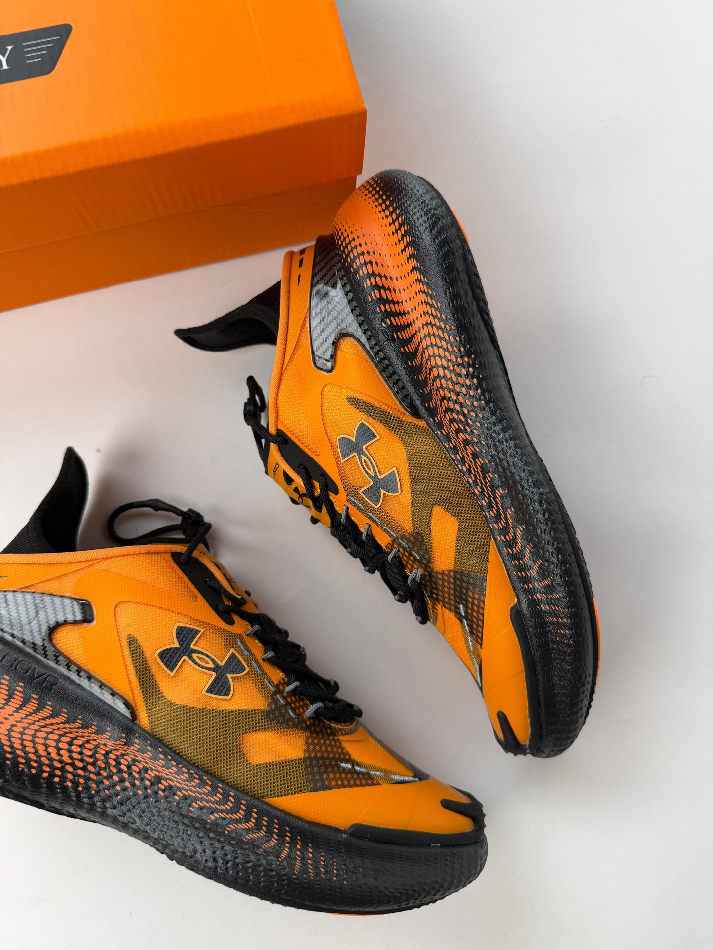 Zapatilla Under Armour 2026