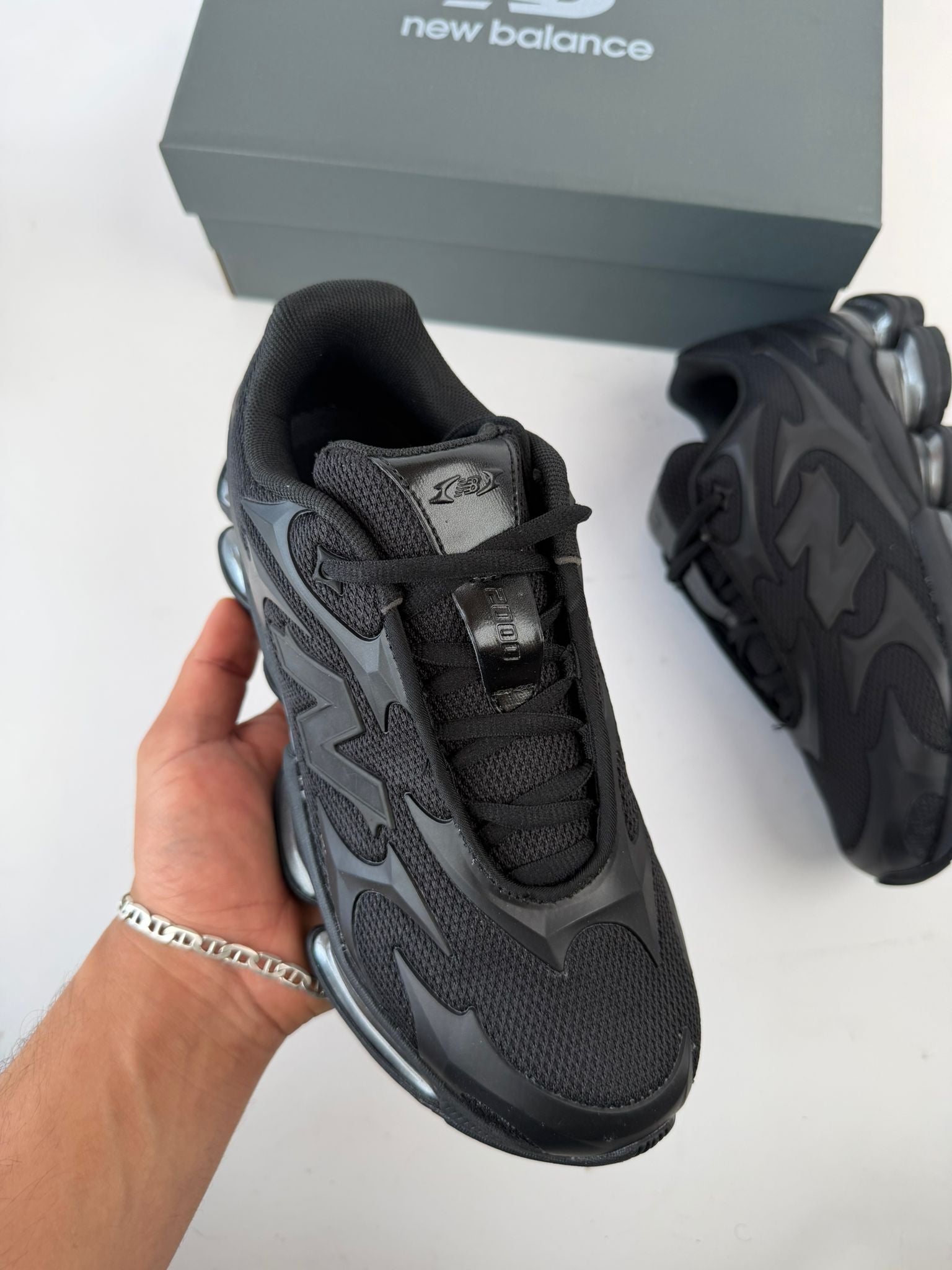 Zapatilla New Balance 2000