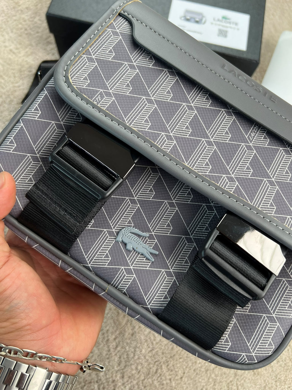 Bandolera Lacoste 2026