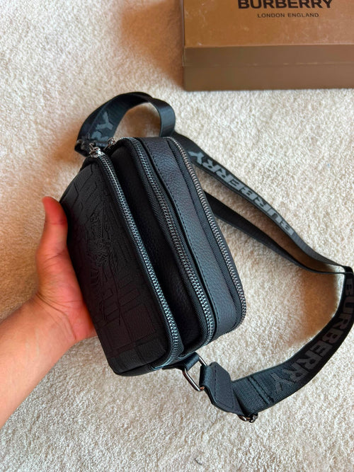 Bandolera Burberry 2026