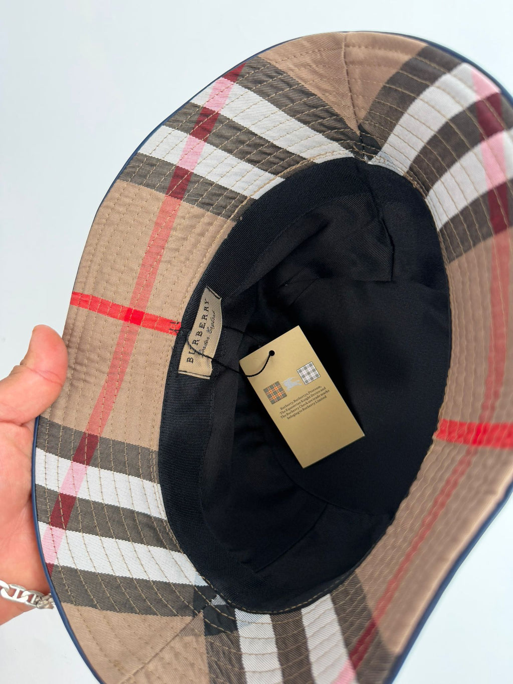 Gorro Tipo Pescador Burberry