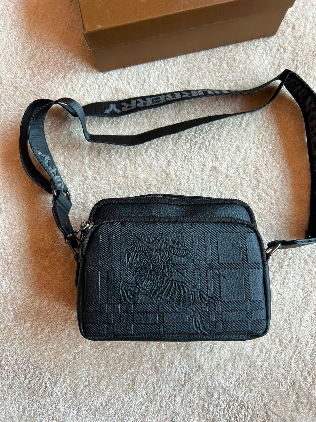 Bandolera Burberry 2026