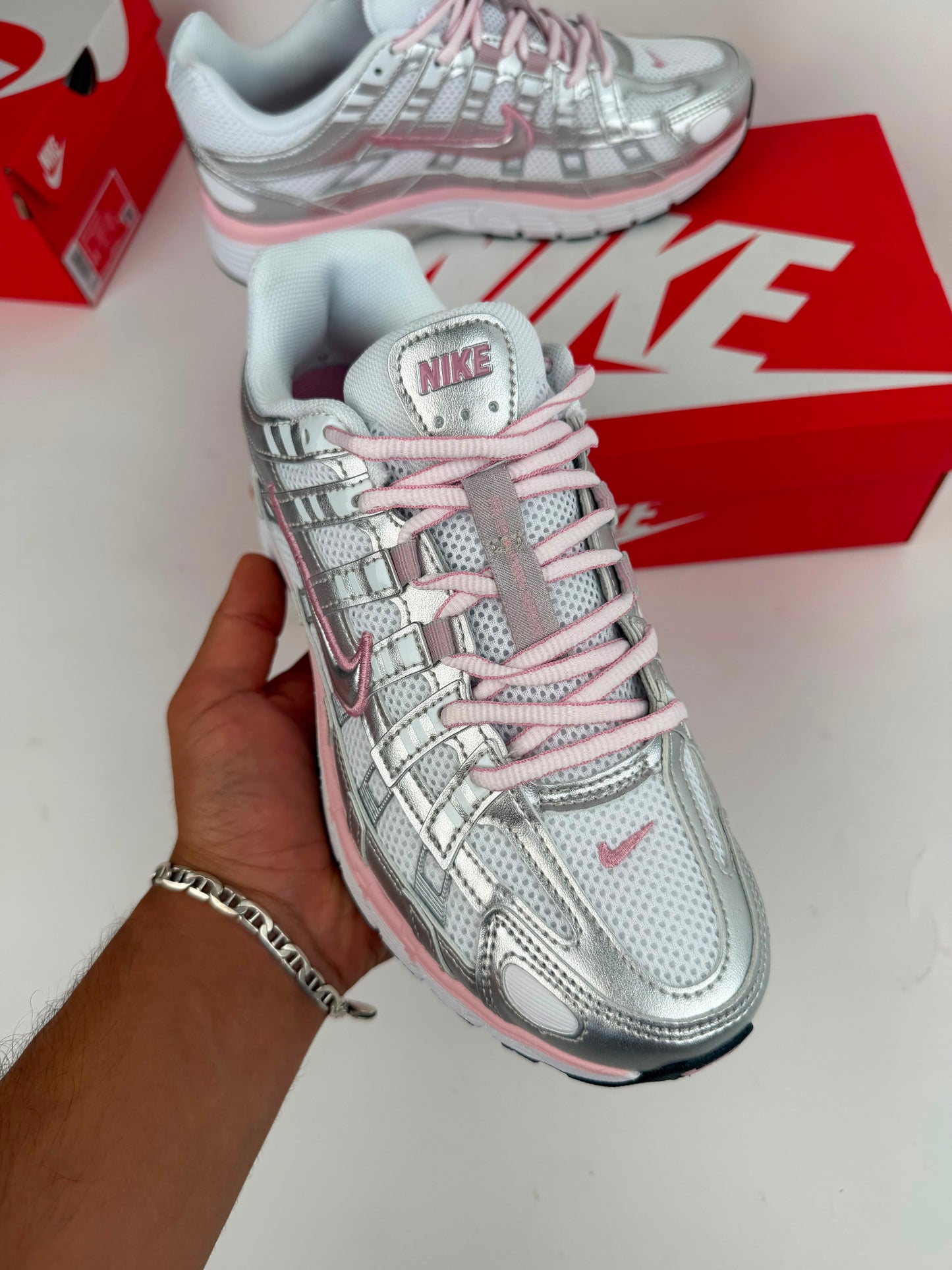 Zapatilla Nike P6000