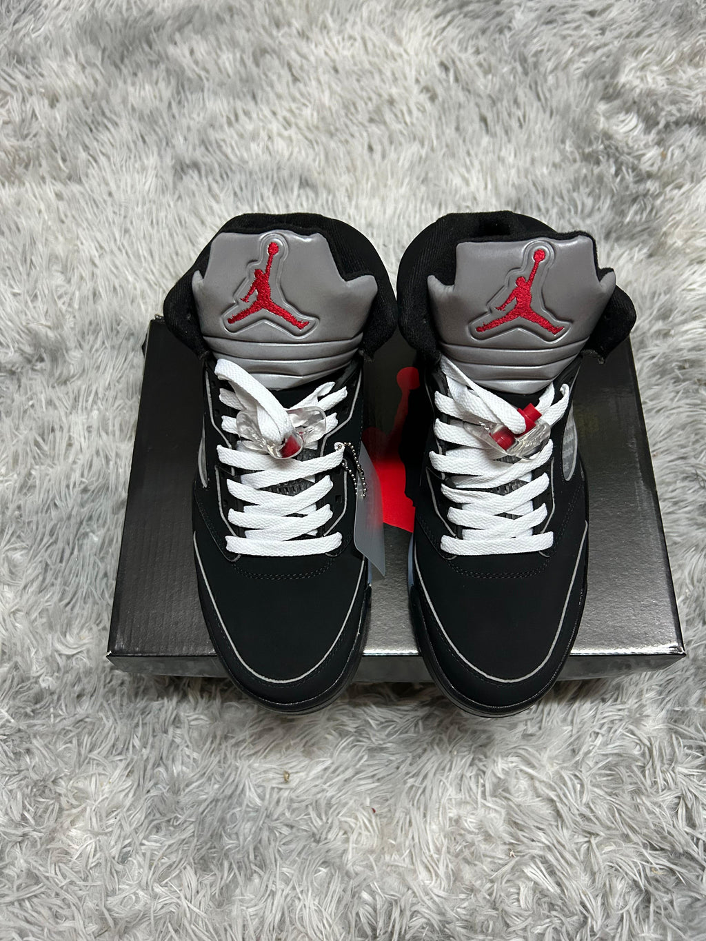 Zapatilla Nike Air Jordan 5 Retro OG Black Metallic Reimagined
