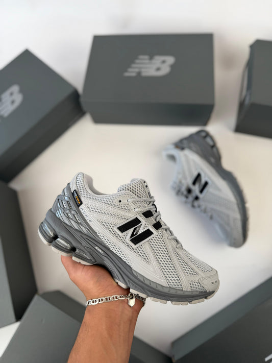 Zapatilla New Balance 1906