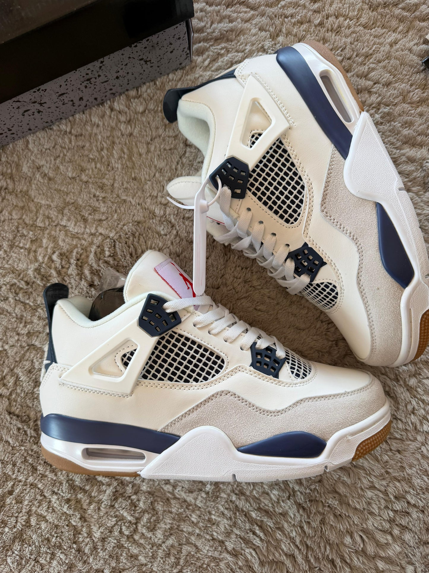 Zapatilla Jordan Retro 4