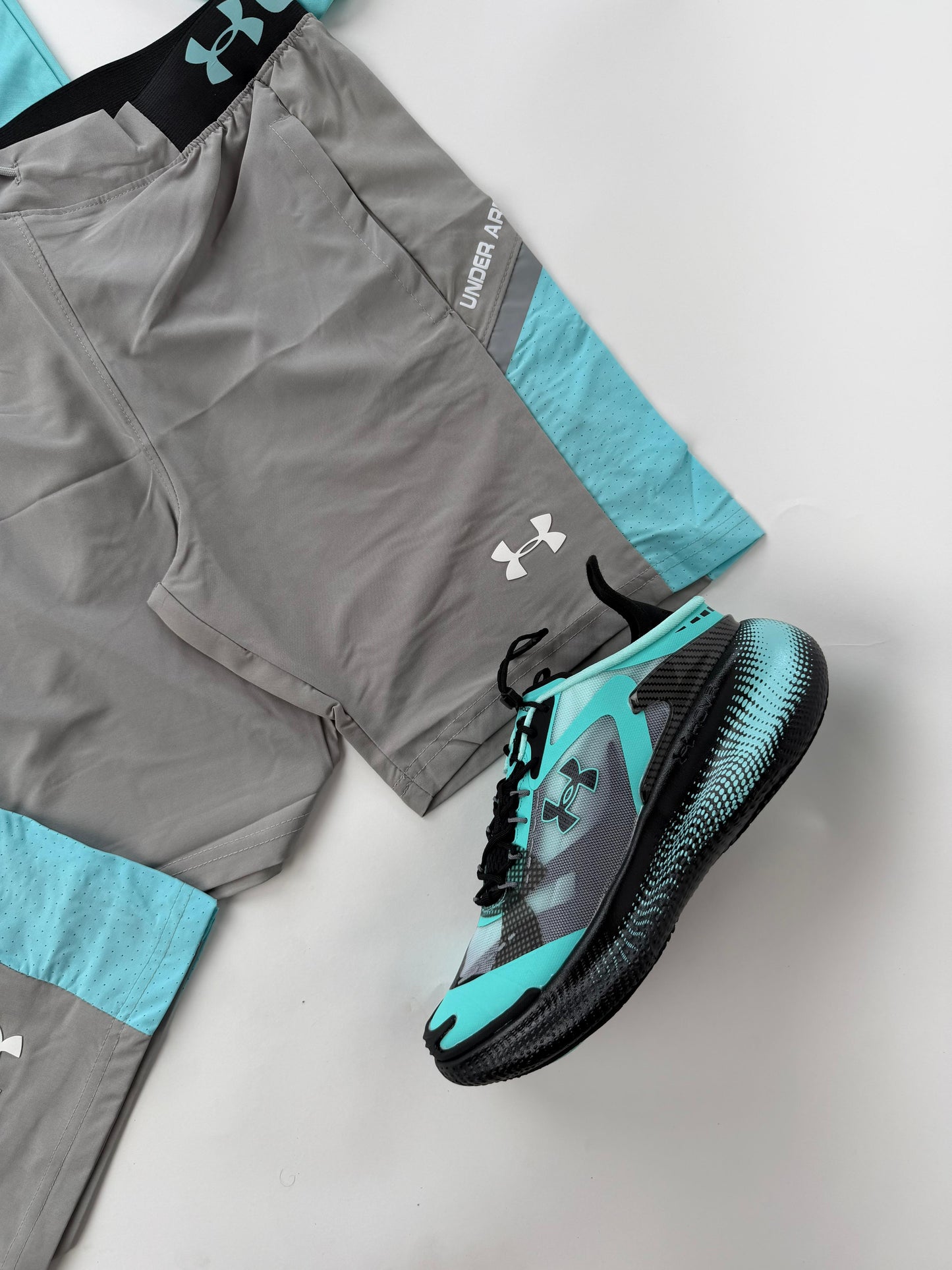 Pack Conjunto + Zapatilla Under Armour