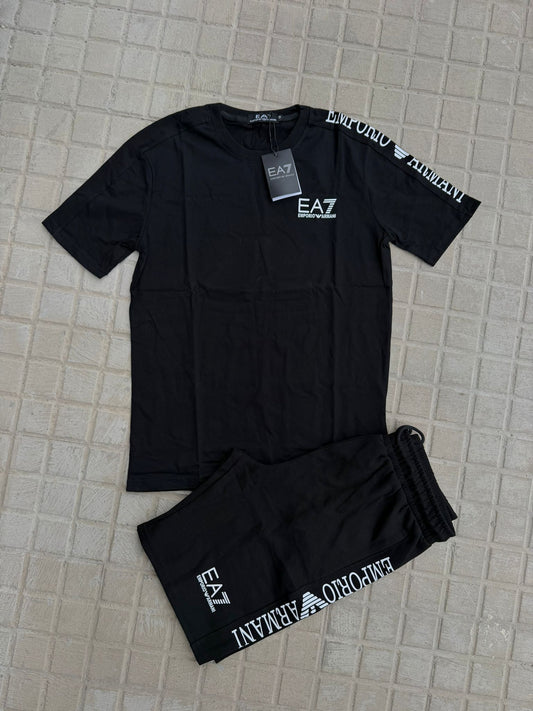 Conjunto Emporio Armani EA7