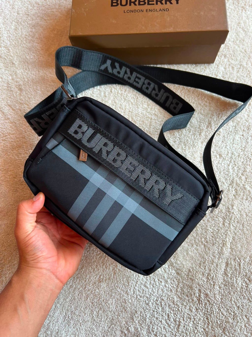 Bandolera Burberry 2026