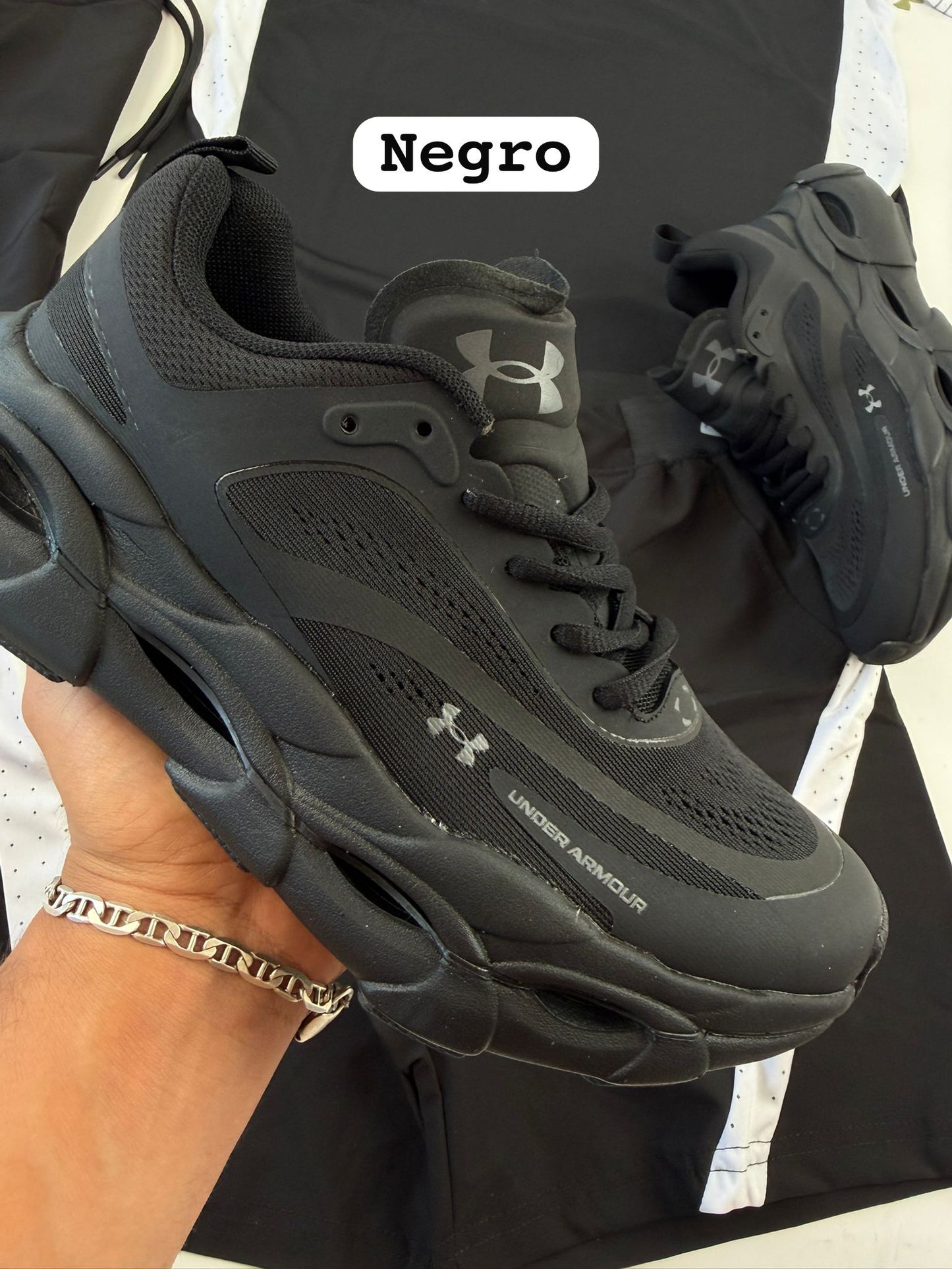 Zapatilla Under Armour UA Hover Reactor 2026