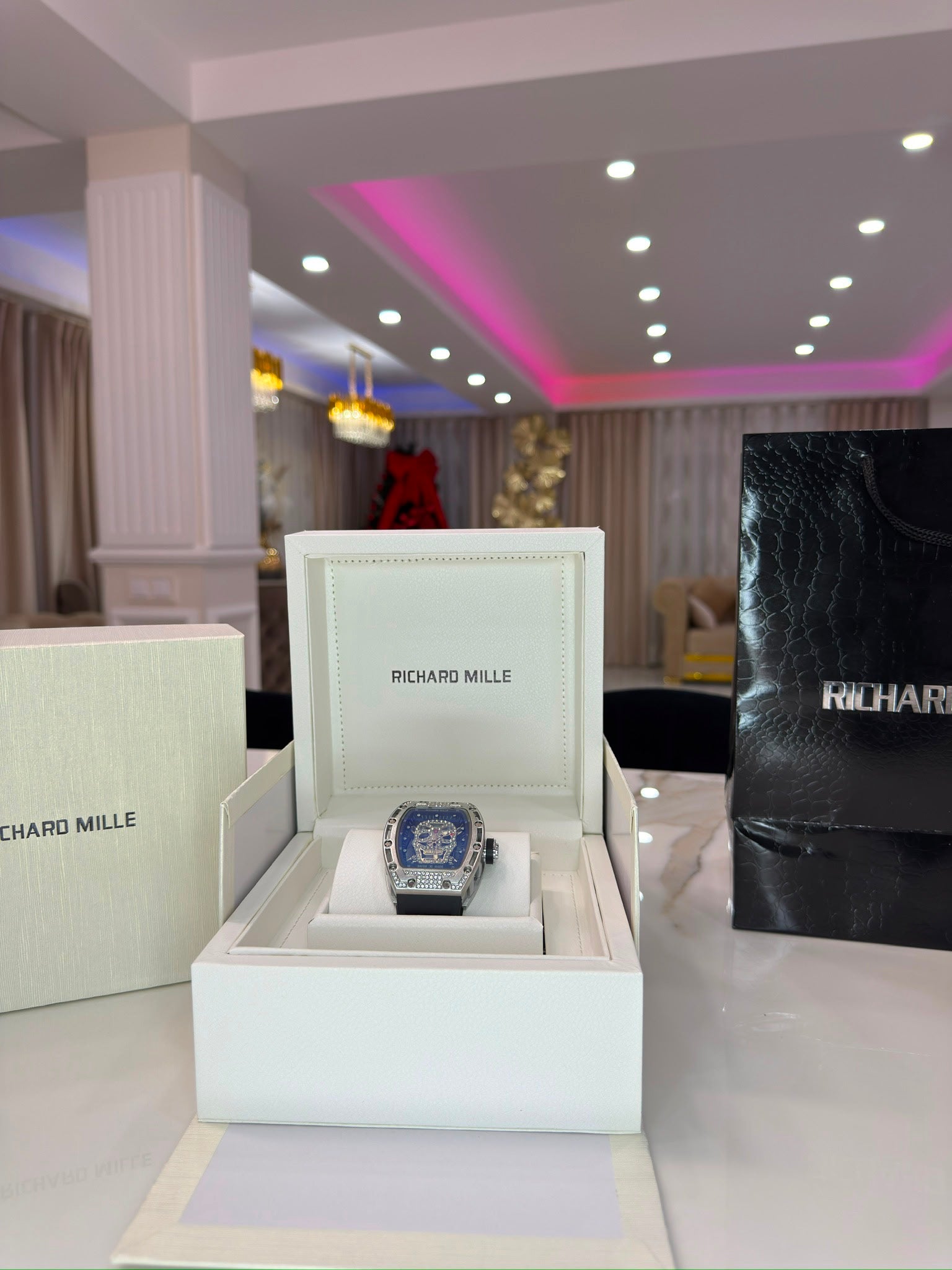 RM Con Caja Original Y Pulsera De Regalo