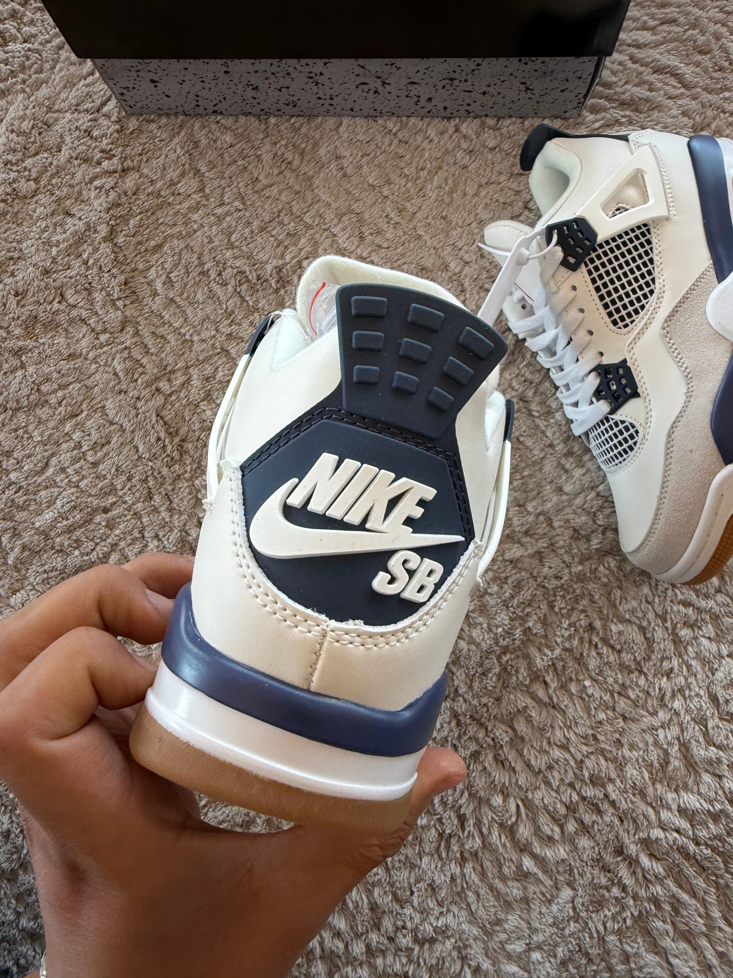 Zapatilla Jordan Retro 4