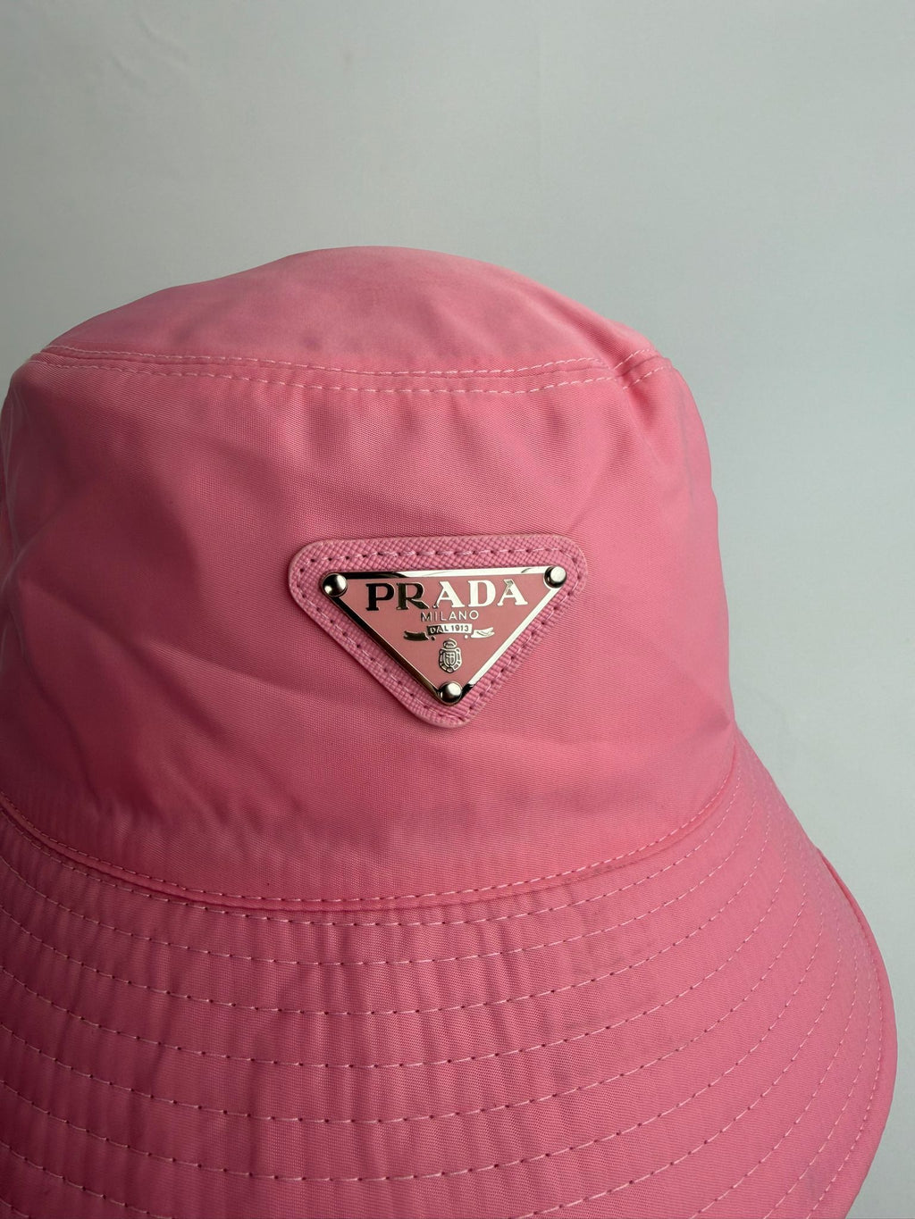 Gorro Tipo Pescador Prada