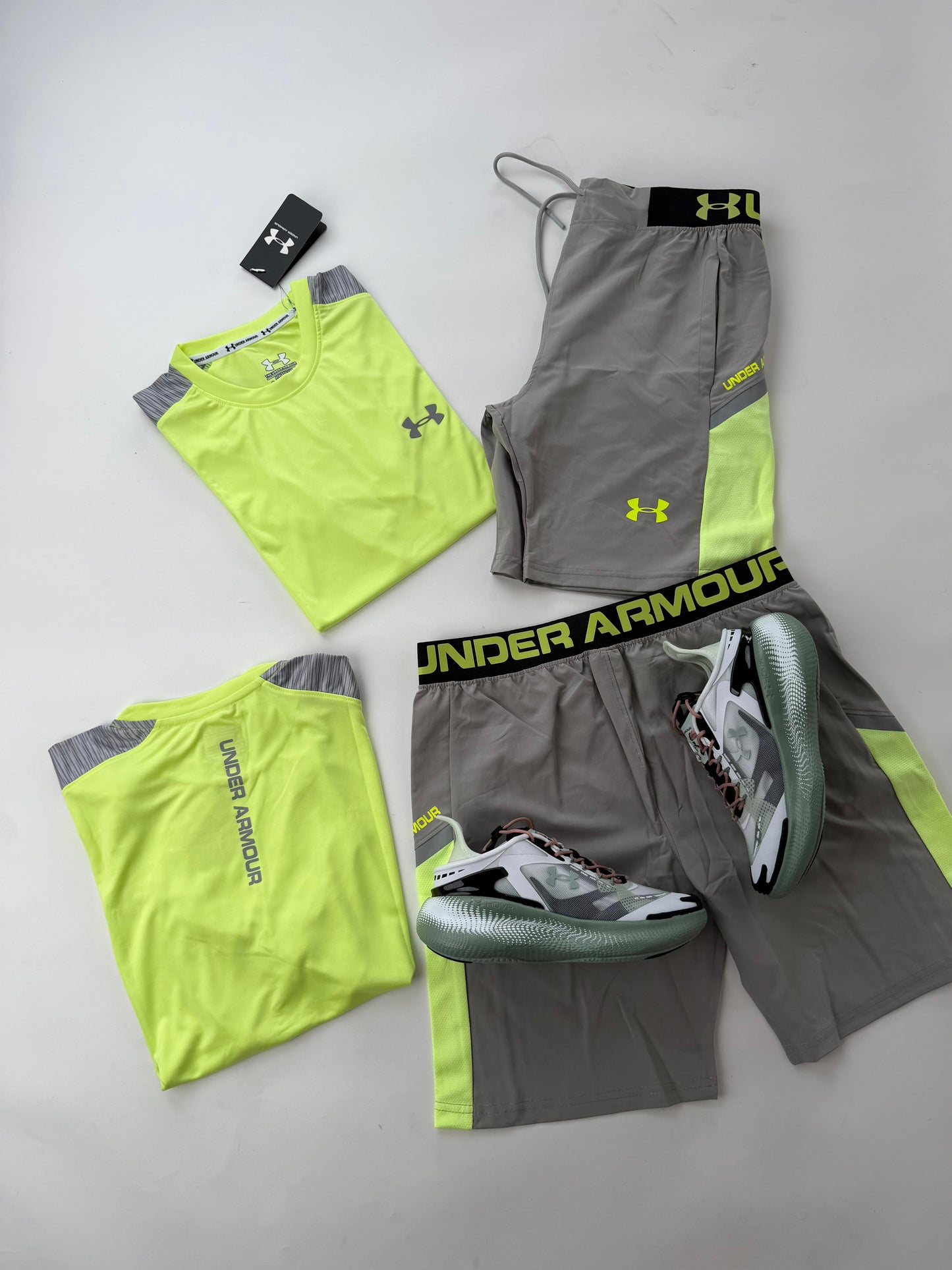 Pack Conjunto + Zapatilla Under Armour