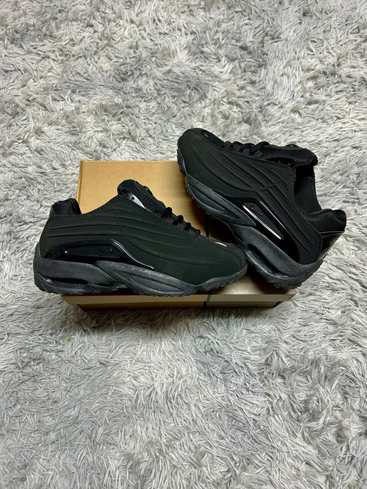 Zapatilla Nike Nocta Hot Step Full Black