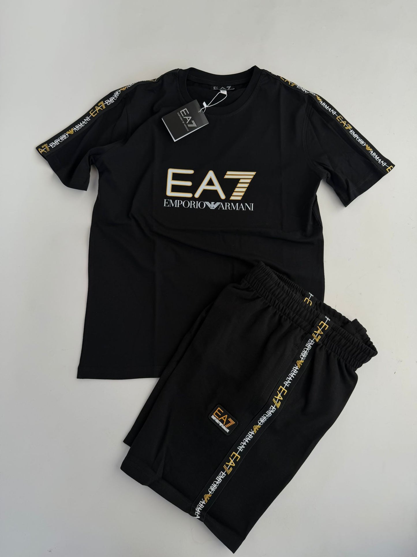 Conjunto Emporio Armani EA7 2026