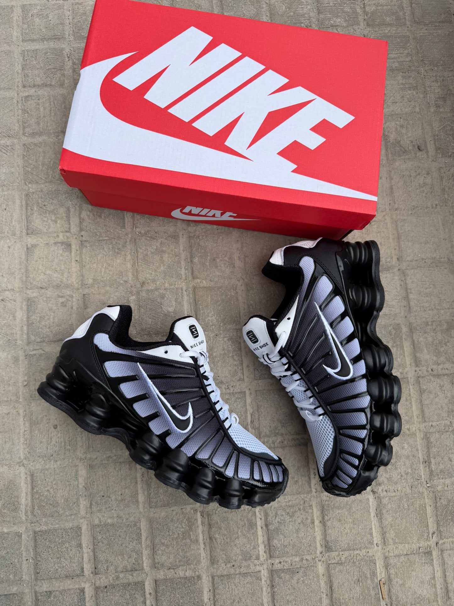 Zapatilla Nike Shox 2026