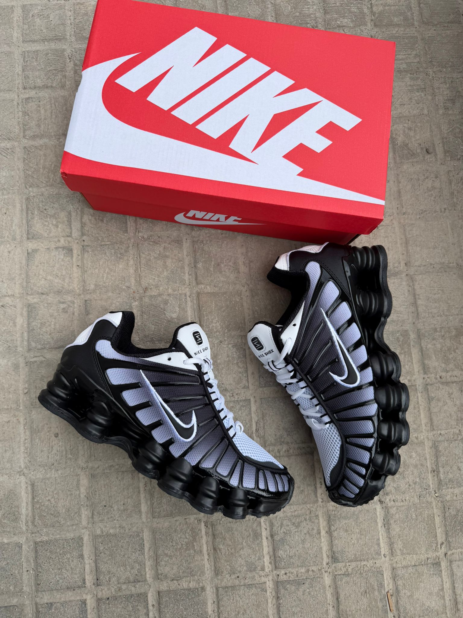 Zapatilla Nike Shox 2026