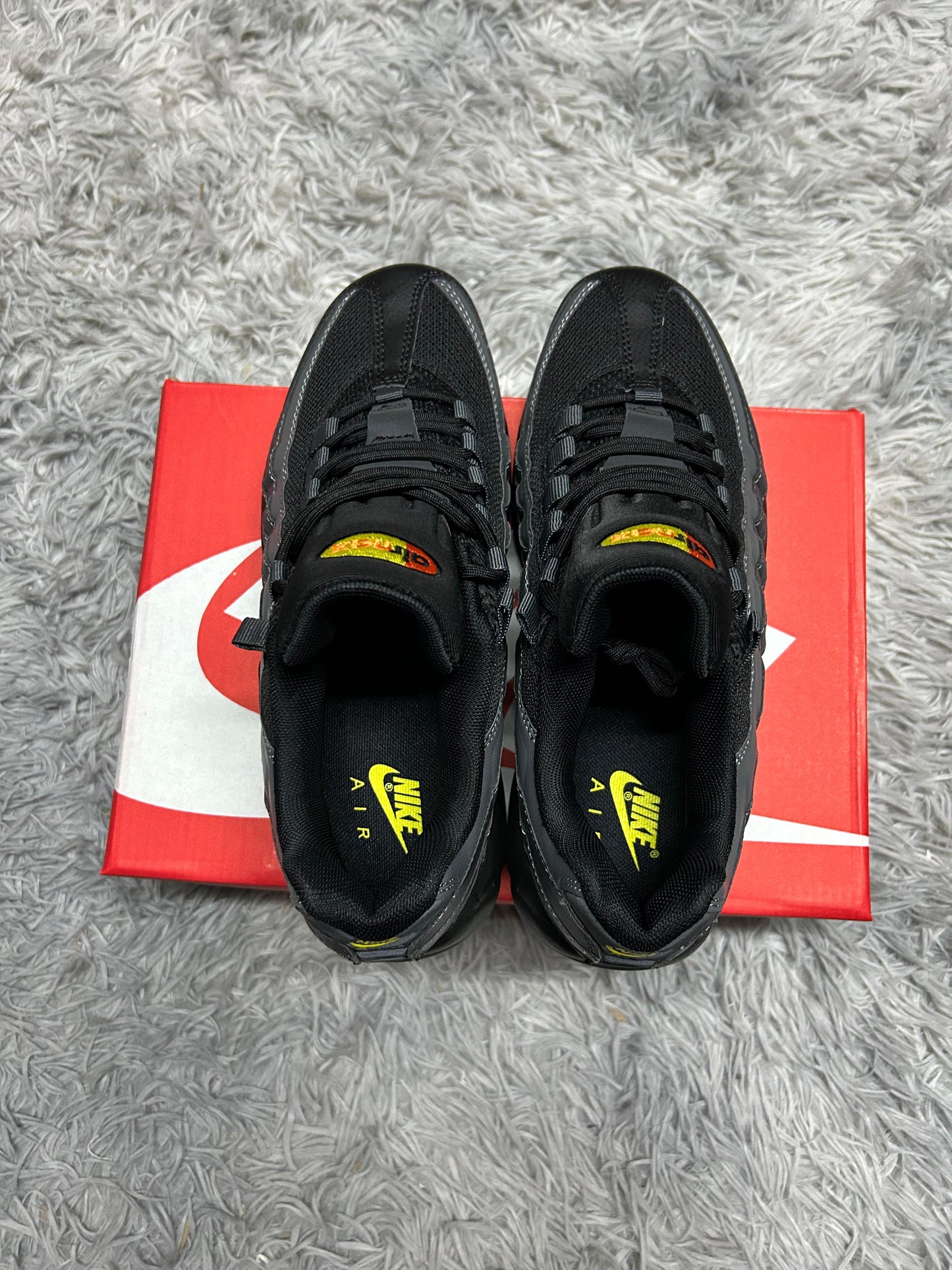 Zapatilla Nike Air Max 95 Black Gray Yellow