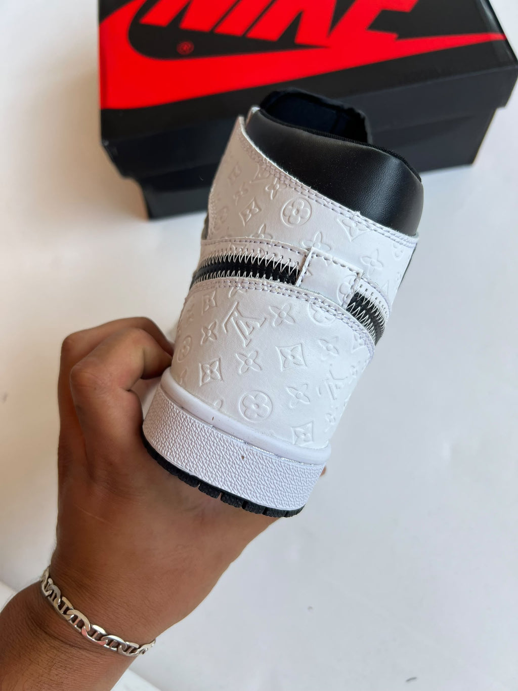 Zapatilla Nike Air Jordan 1 Mind